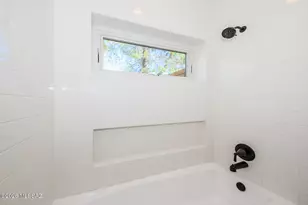 4221 N Larrea Ln, Tucson, AZ 85750 - Photo 23