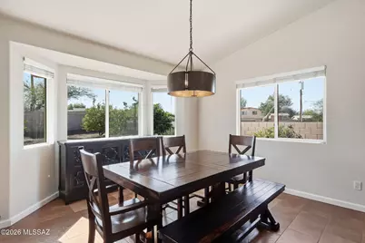 821 N Silverleaf Oak Place, Tucson, AZ 85710 - Photo 19