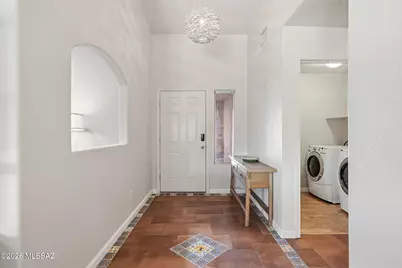 821 N Silverleaf Oak Place, Tucson, AZ 85710 - Photo 3