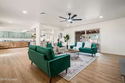 6821 E Nasumpta Drive, Tucson, AZ 85715 - Photo 9