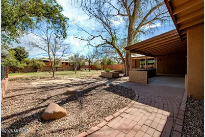 6821 E Nasumpta Drive, Tucson, AZ 85715 - Photo 35
