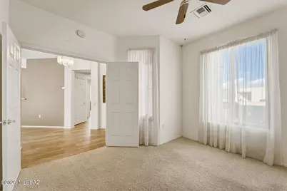 1917 W Vista Ridge Drive, Green Valley, AZ 85622 - Photo 9