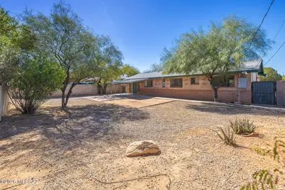 2758 N Warren Avenue, Tucson, AZ 85719 - Photo 33