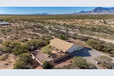 10148 S Airstrip Road, Hereford, AZ 85615 - Photo 35