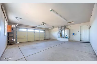 10148 S Airstrip Road, Hereford, AZ 85615 - Photo 27