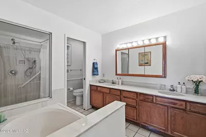 5172 Woodspring Drive, Tucson, AZ 85712 - Photo 7