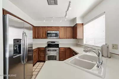 5172 Woodspring Drive, Tucson, AZ 85712 - Photo 11