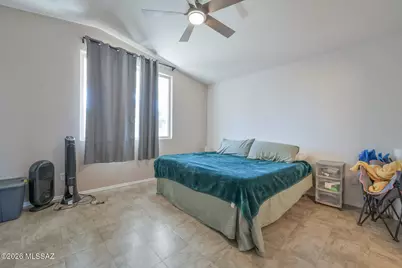 8685 S Desert Dove Drive, Tucson, AZ 85747 - Photo 17