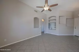 8685 S Desert Dove Dr, Tucson, AZ 85747 - Photo 15