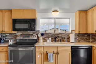 419 Elgin Rd, Elgin, AZ 85611 - Photo 15