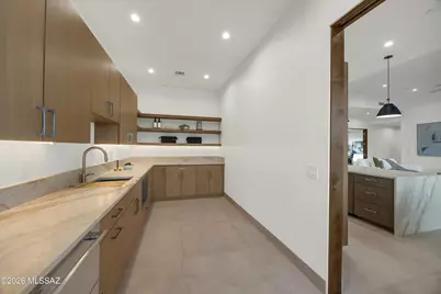 13948 N Flint Peak Place, Tucson, AZ 85755 - Photo 9