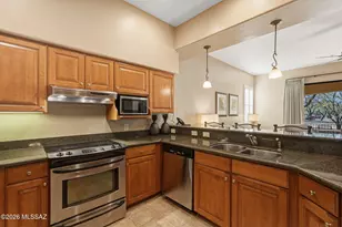 5775 S Camino Del Sol, Green Valley, AZ 85622 - Photo 11