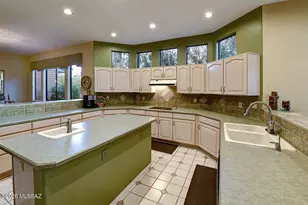 4209 S Emelita Dr, Green Valley, AZ 85622 - Photo 15