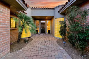 4209 S Emelita Dr, Green Valley, AZ 85622 - Photo 9