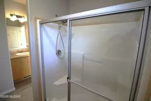 6170 N Orange Tree Ln, Tucson, AZ 85741 - Photo 11