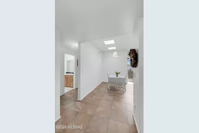 8110 E Daniella Circle, Tucson, AZ 85715 - Photo 5