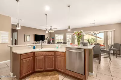 180 W Calle Media Luz, Sahuarita, AZ 85629 - Photo 15