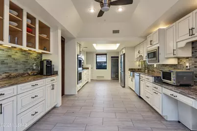 4911 E Oakmont Drive, Tucson, AZ 85718 - Photo 19