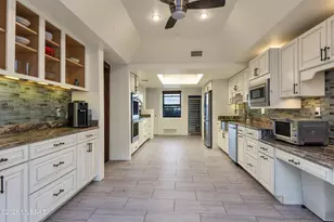 4911 E Oakmont Dr, Tucson, AZ 85718 - Photo 19