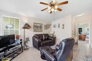 266 W Pinon Dr, Green Valley, AZ 85614 - Photo 9