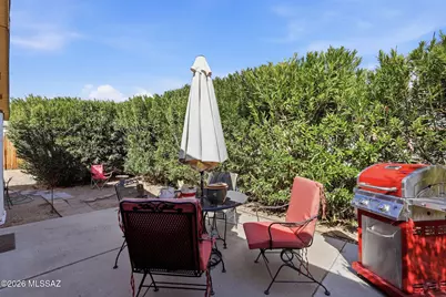 266 W Pinon Drive, Green Valley, AZ 85614 - Photo 5