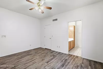 9489 E Lochnay Lane, Tucson, AZ 85747 - Photo 13