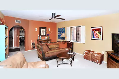 8589 N Candlewood Loop, Tucson, AZ 85704 - Photo 9