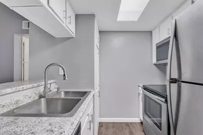 1620 N Wilmot Road #UNIT F231, Tucson, AZ 85712 - Photo 7