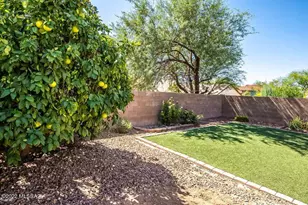 9116 E Sugar Sumac St, Tucson, AZ 85747 - Photo 9
