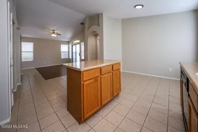 4345 E Ocotillo Desert Trail, Tucson, AZ 85706 - Photo 9