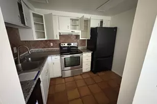 1246 S Camino Seco, Tucson, AZ 85710 - Photo 3