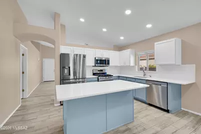 8698 N Joanna Drive, Tucson, AZ 85742 - Photo 7