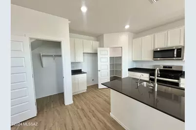 10480 W Rutherford Lane, Marana, AZ 85653 - Photo 5