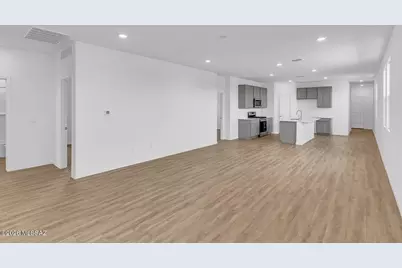 12280 N Sandhurst Drive, Marana, AZ 85653 - Photo 13