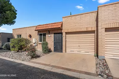 8427 E Foursome Lane, Tucson, AZ 85710 - Photo 3