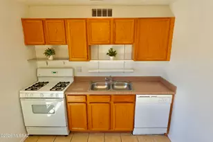 350 N Silverbell Rd, Tucson, AZ 85745 - Photo 9