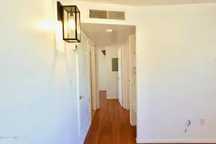 350 N Silverbell Rd, Tucson, AZ 85745 - Photo 11