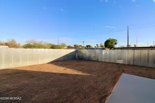 803 W Florence St, Tucson, AZ 85705 - Photo 27