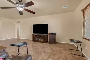 11556 N Adobe Village Pl, Marana, AZ 85658 - Photo 9