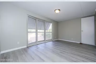 12251 W Cameo Mary Lane, Tucson, AZ 85743 - Photo 17