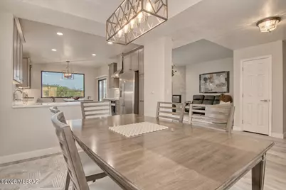 1184 E Camino Diestro, Oro Valley, AZ 85704 - Photo 15
