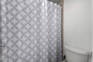 1810 E Blacklidge Dr, Tucson, AZ 85719 - Photo 15