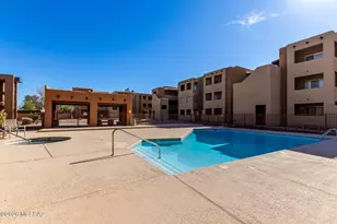 1810 E Blacklidge Dr, Tucson, AZ 85719 - Photo 23