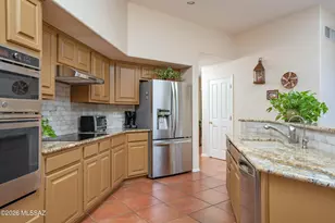 715 W Panorama Rd, Tucson, AZ 85704 - Photo 9