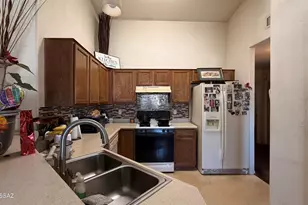 8170 E Sundew Dr, Tucson, AZ 85710 - Photo 13