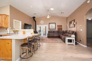 2310 W Calle Grato, Oracle, AZ 85623 - Photo 19