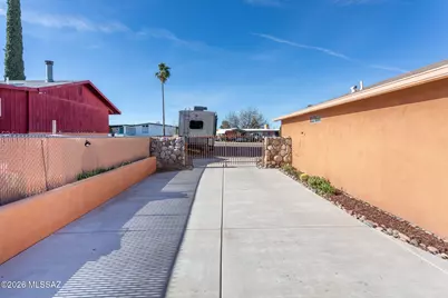 2310 W Calle Grato, Oracle, AZ 85623 - Photo 49