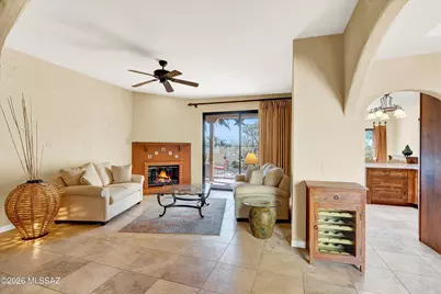 1216 E Camino Diestro, Oro Valley, AZ 85704 - Photo 7