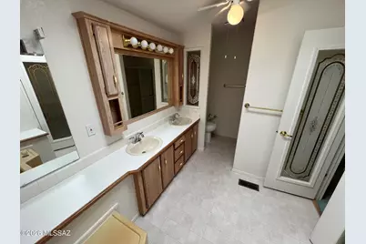 1840 N Pacana Way, Green Valley, AZ 85614 - Photo 15