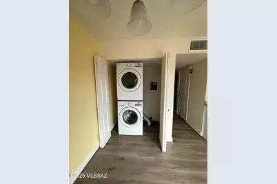 2950 N Alvernon Way #11101, Tucson, AZ 85712 - Photo 9